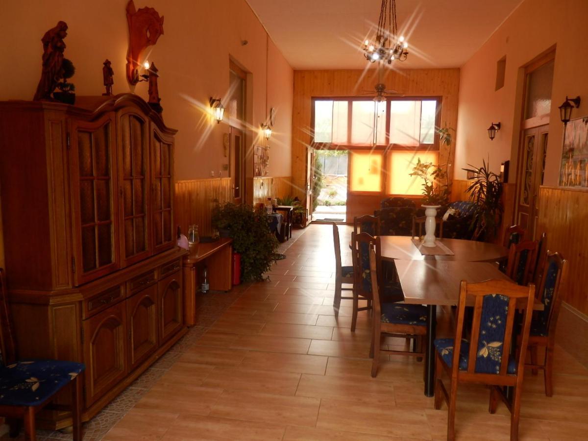 Guesthouse Ilona Velky Kamenec Екстер'єр фото