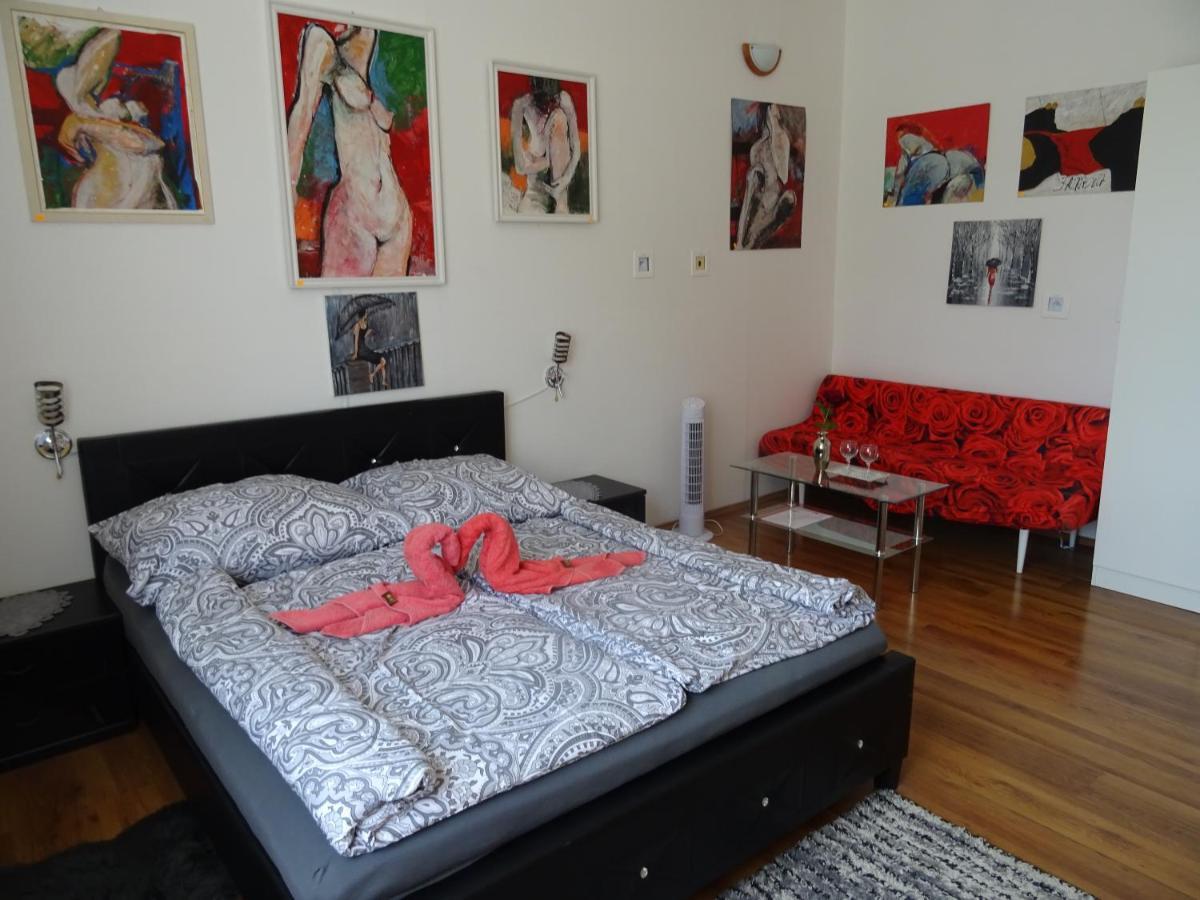 Guesthouse Ilona Velky Kamenec Екстер'єр фото