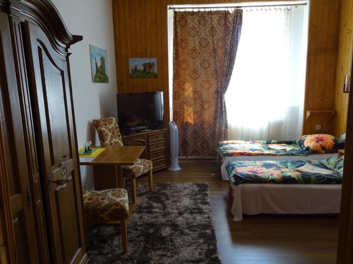 Guesthouse Ilona Velky Kamenec Екстер'єр фото