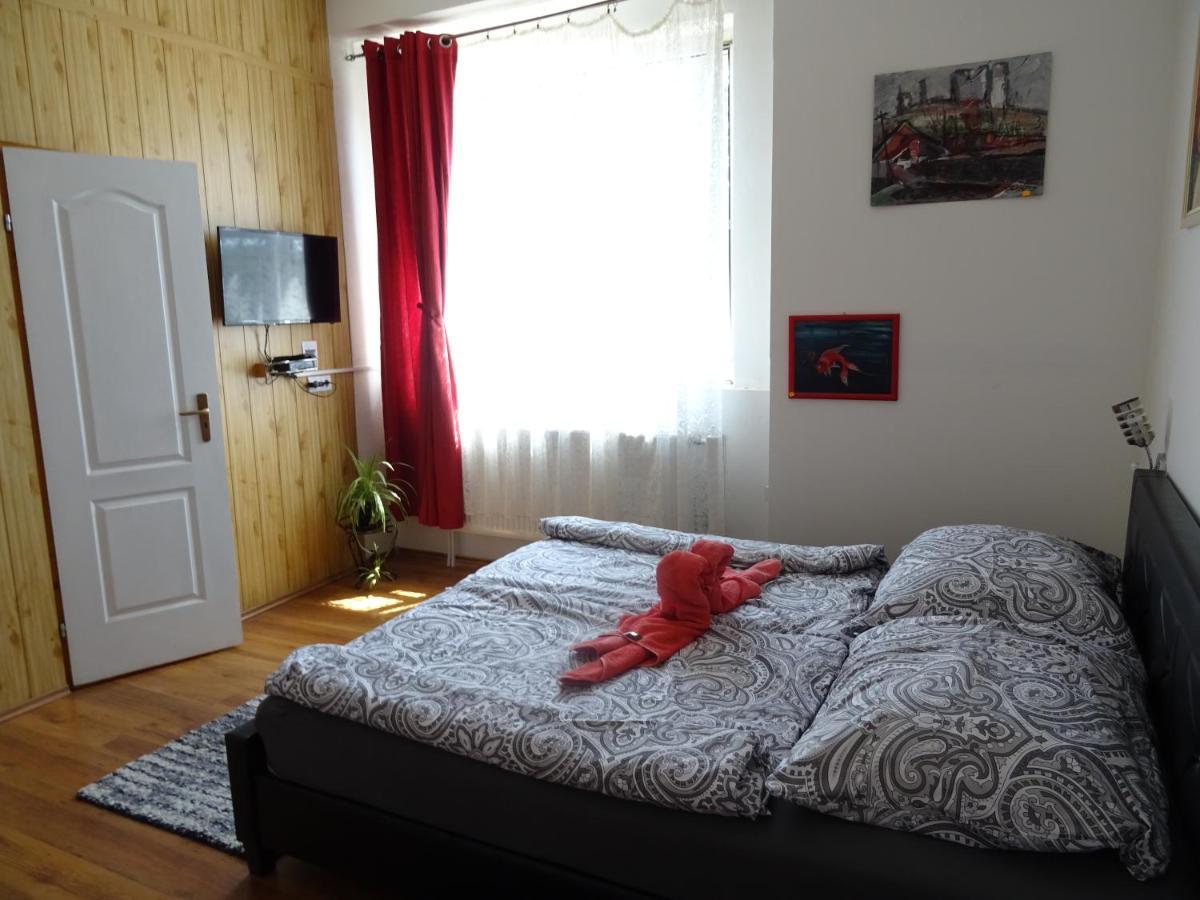 Guesthouse Ilona Velky Kamenec Екстер'єр фото